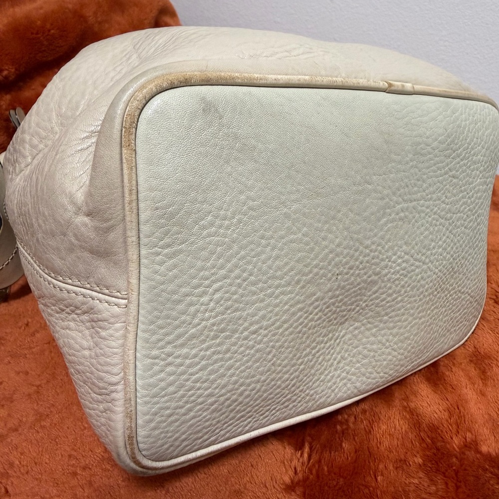 Authentic Dooney & Bourke Pebble Grain Portofino leather - Picture 11 of 16